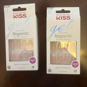 KISS Gel Fantasy Magnetic Velvety Effect Sculpted Glue On Nails 2 Boxes